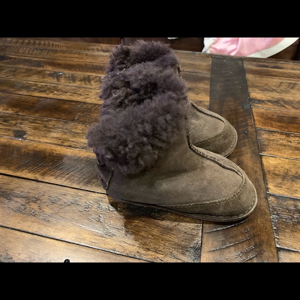 UGG - toddler size medium (2/3 yrs)